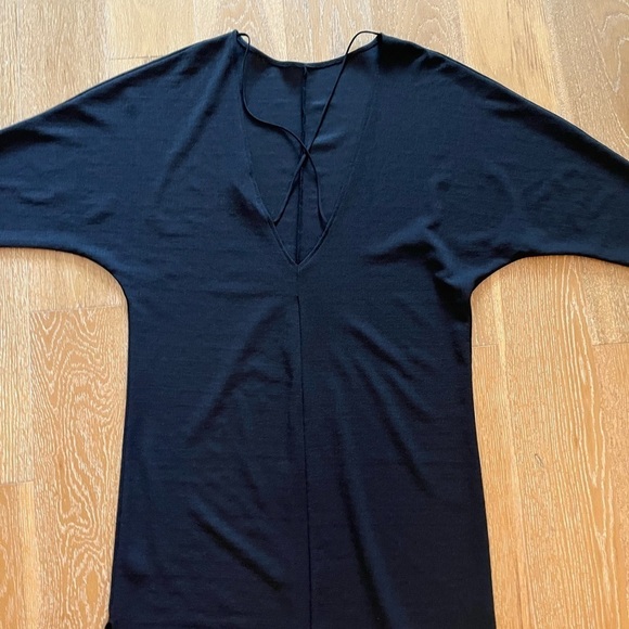 Gently worn H&M dress midi criss cross back - Picture 3 of 13